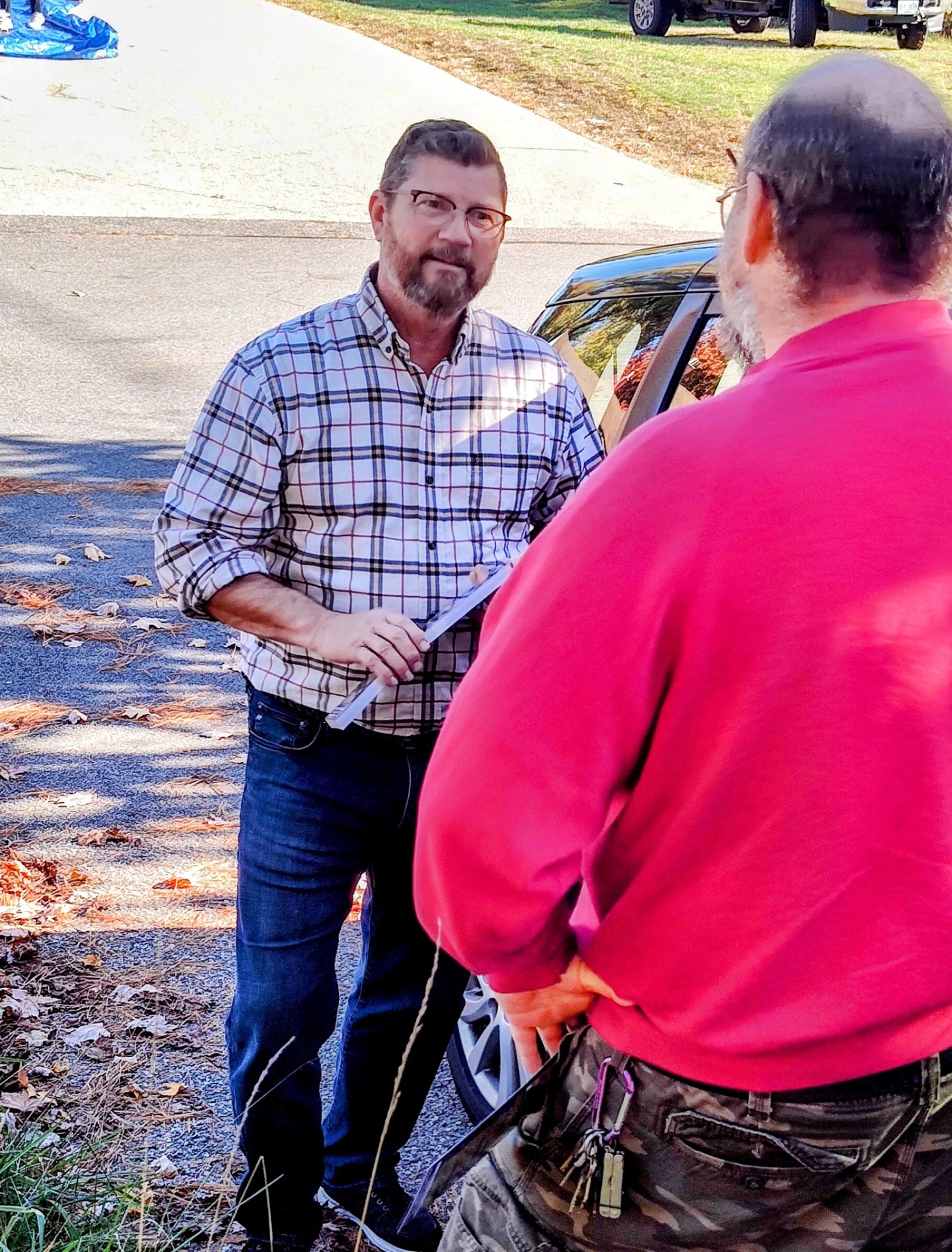 Senator Avard meeting with constituents